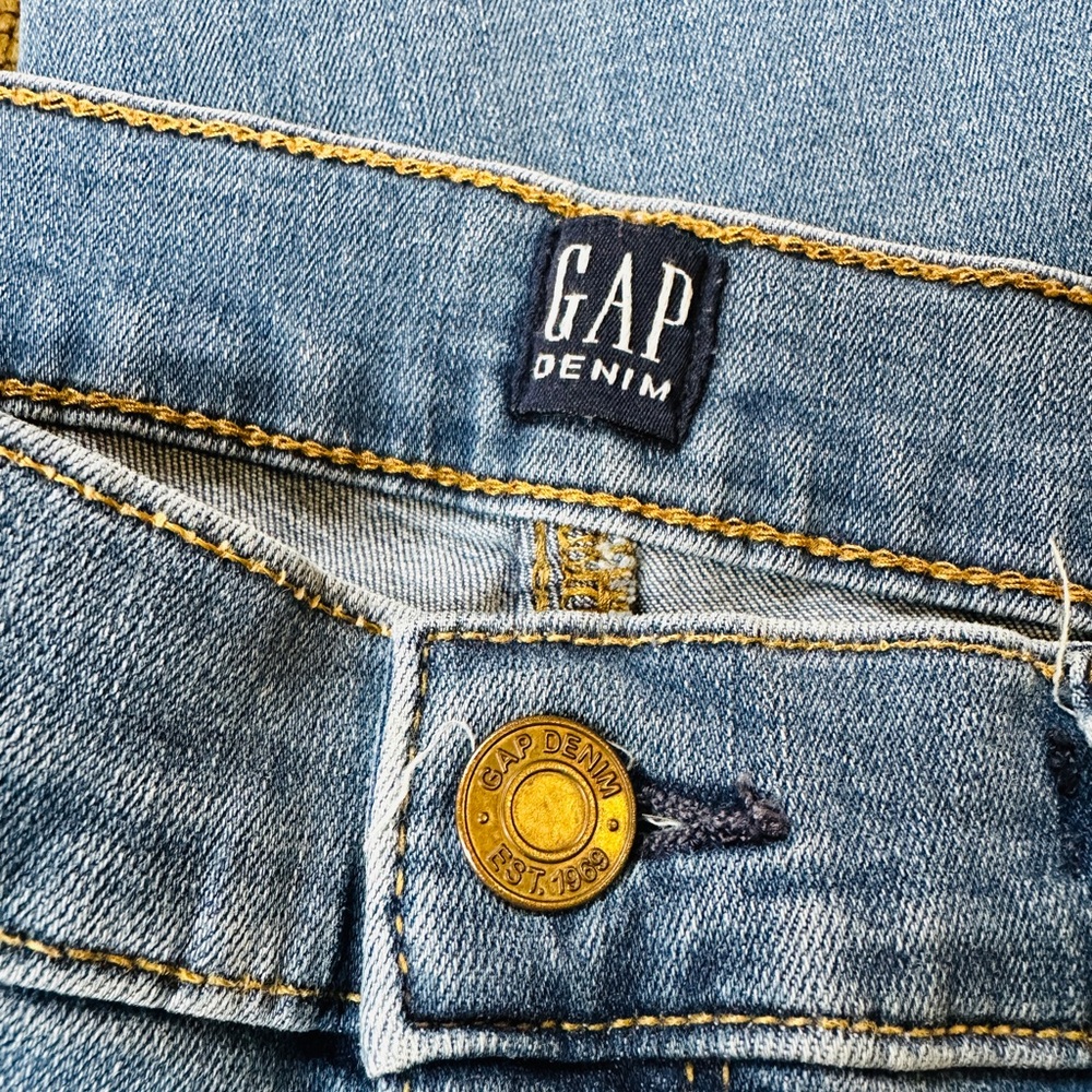 GAP FAVORITE JEGGING
